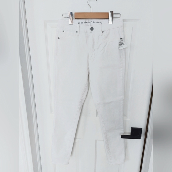 🆕️ NWT Articles of Society jeans - Picture 1 of 5